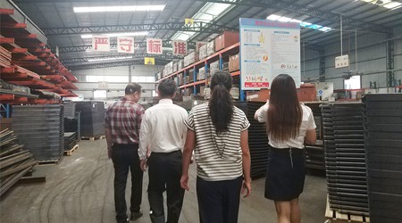 欢迎日本客户到我们易达参观自动化仓库货架案例及工厂 [易达货架]
