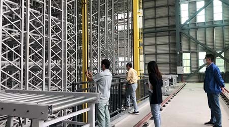 易达东莞重型货架生产厂家带客户参观自动化立库项目【易达货架】